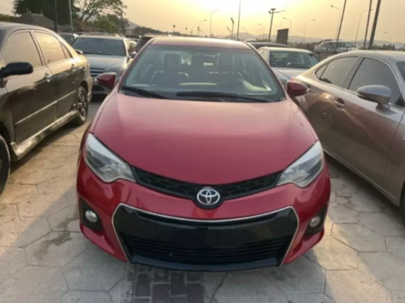 Toyota Corolla   - 2015