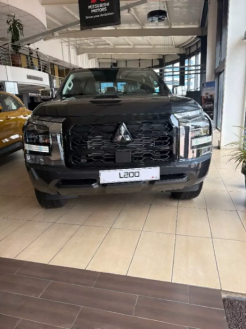 Mitsubishi L200 D/C Sportero A/T   - 2025