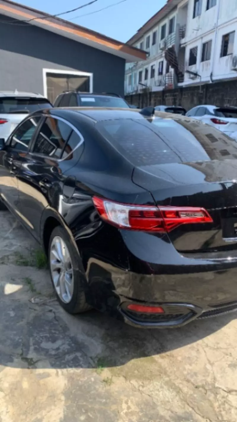 Acura ILX   - 2018