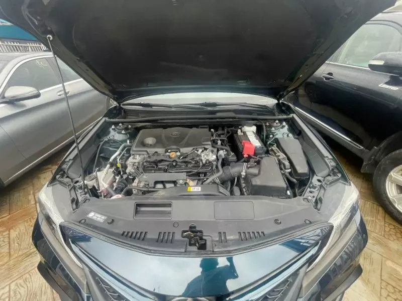 TOYOTA Camry - 2021