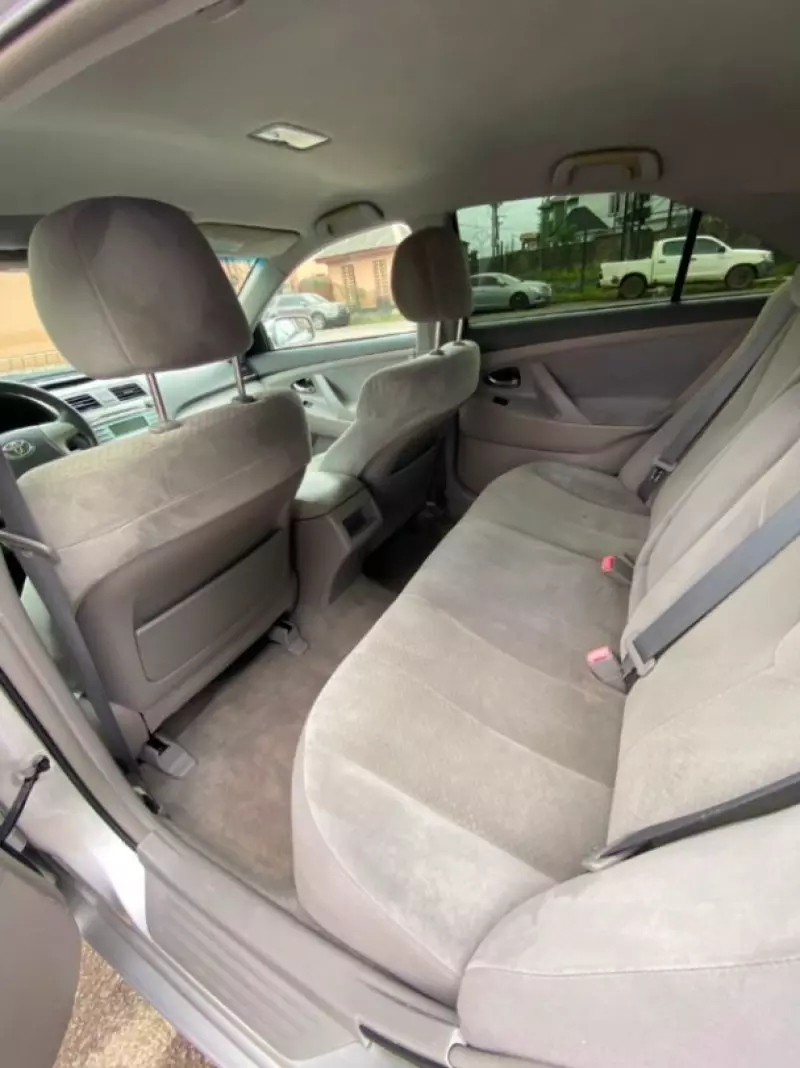 TOYOTA Camry - 2009