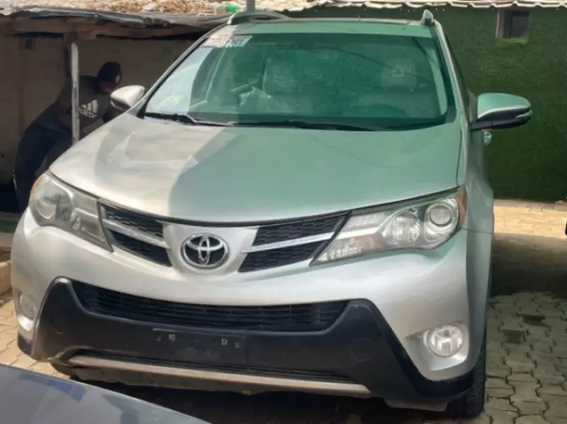 Toyota RAV4   - 2013