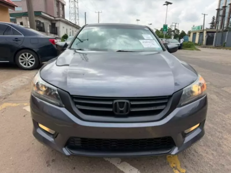 Honda Accord   - 2013