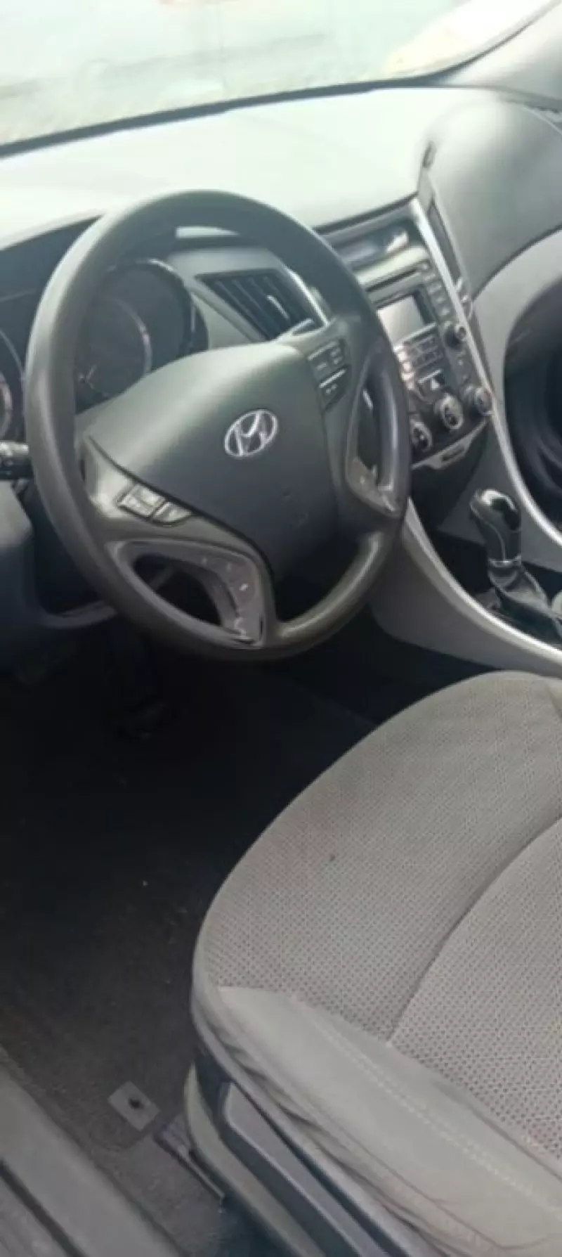 Hyundai Sonata   - 2014