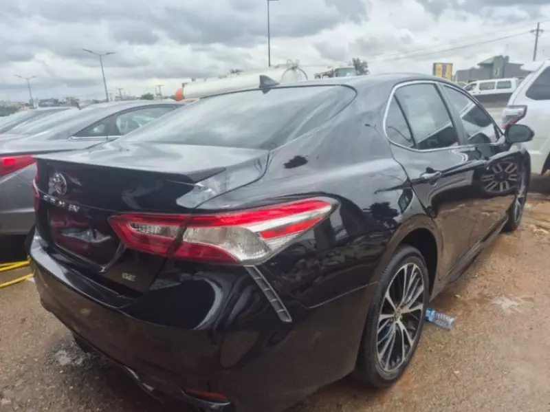 Toyota camry   - 2020