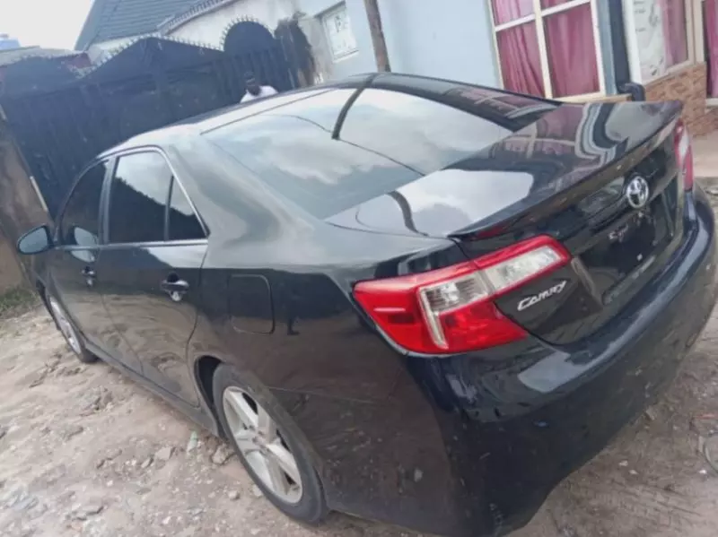 Toyota camry   - 2014