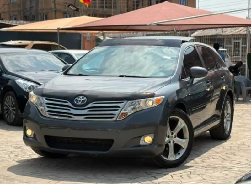 TOYOTA Venza   - 2010