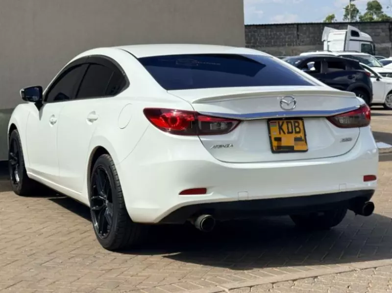 Mazda Atenza    - 2014