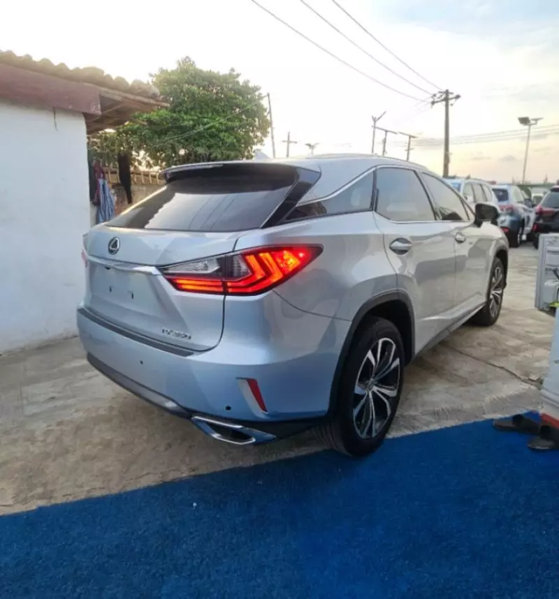 Lexus RX   - 2016