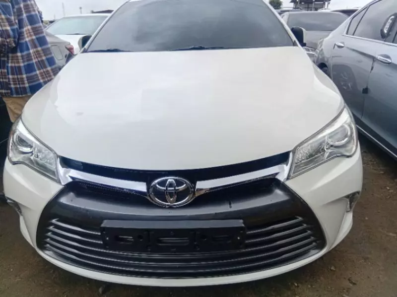 TOYOTA Camry   - 2015