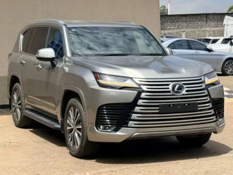 Lexus LX   - 2017