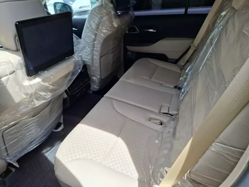 Toyota Landcruiser ZX   - 2023