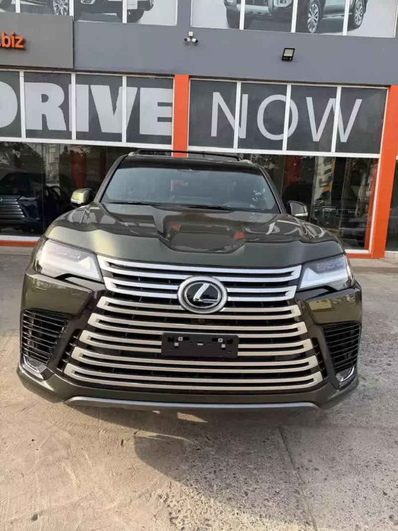 Lexus LX   - 2026
