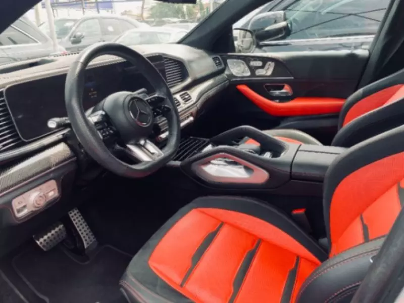 Mercedes-Benz GLE-Class - 2024