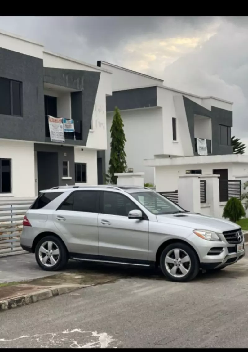 Mercedes-Benz ML 350 - 2014