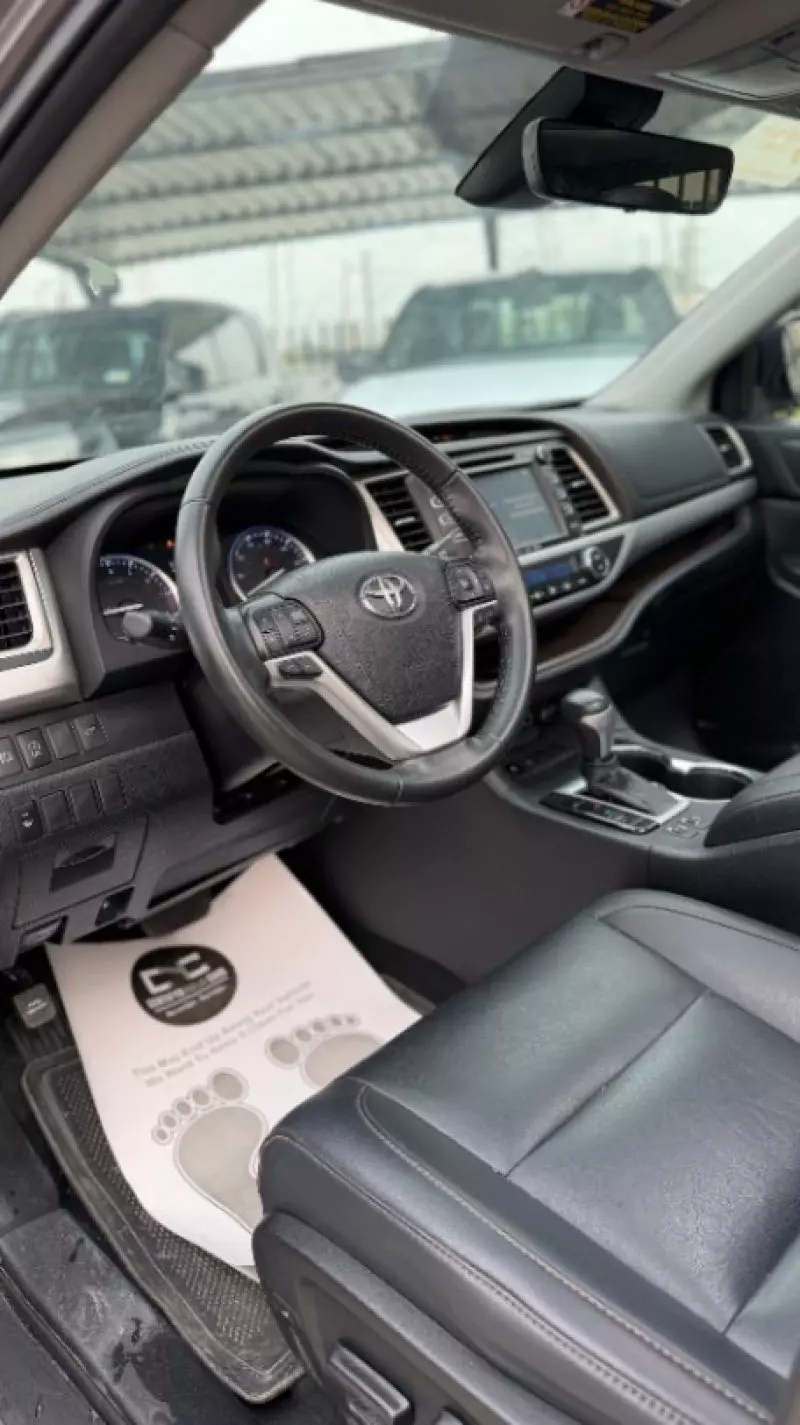 TOYOTA Highlander - 2019
