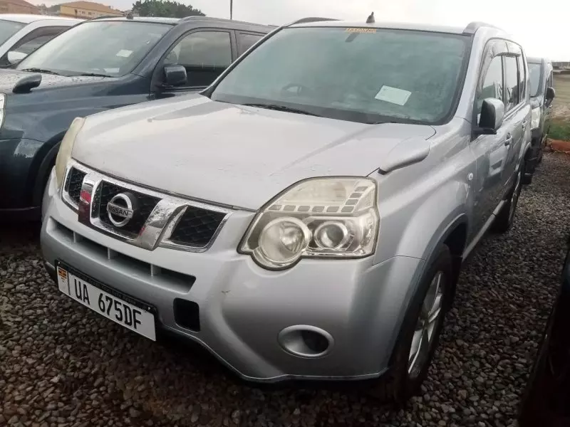 Nissan X-Trail   - 2011