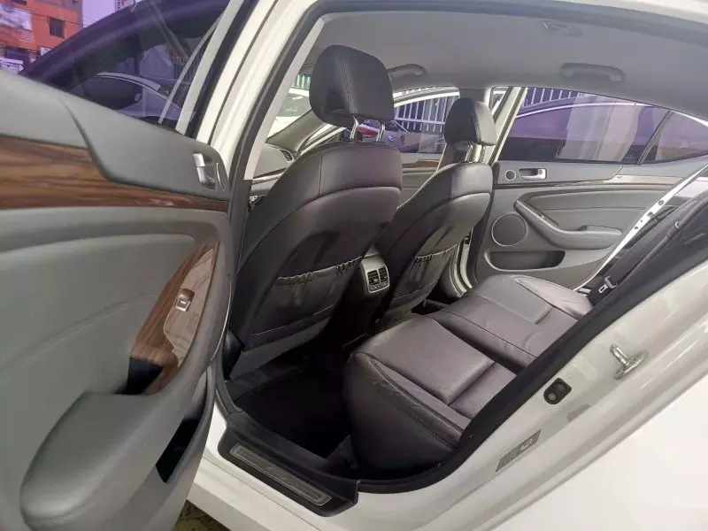 KIA K5   - 2015