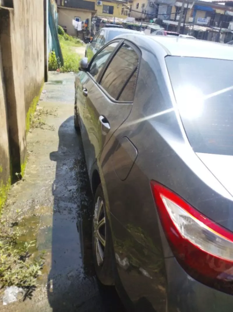 TOYOTA Corolla - 2016
