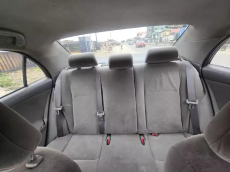 TOYOTA Corolla   - 2009