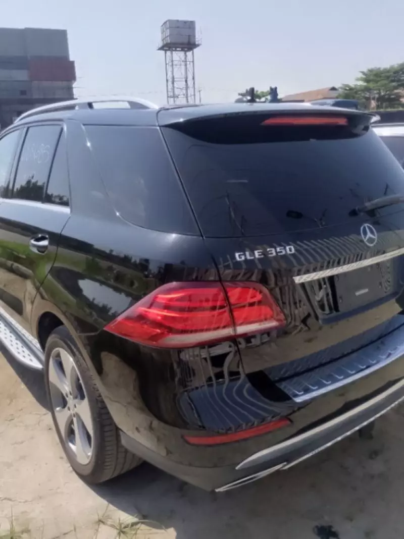 Mercedes-Benz GLE 350   - 2016