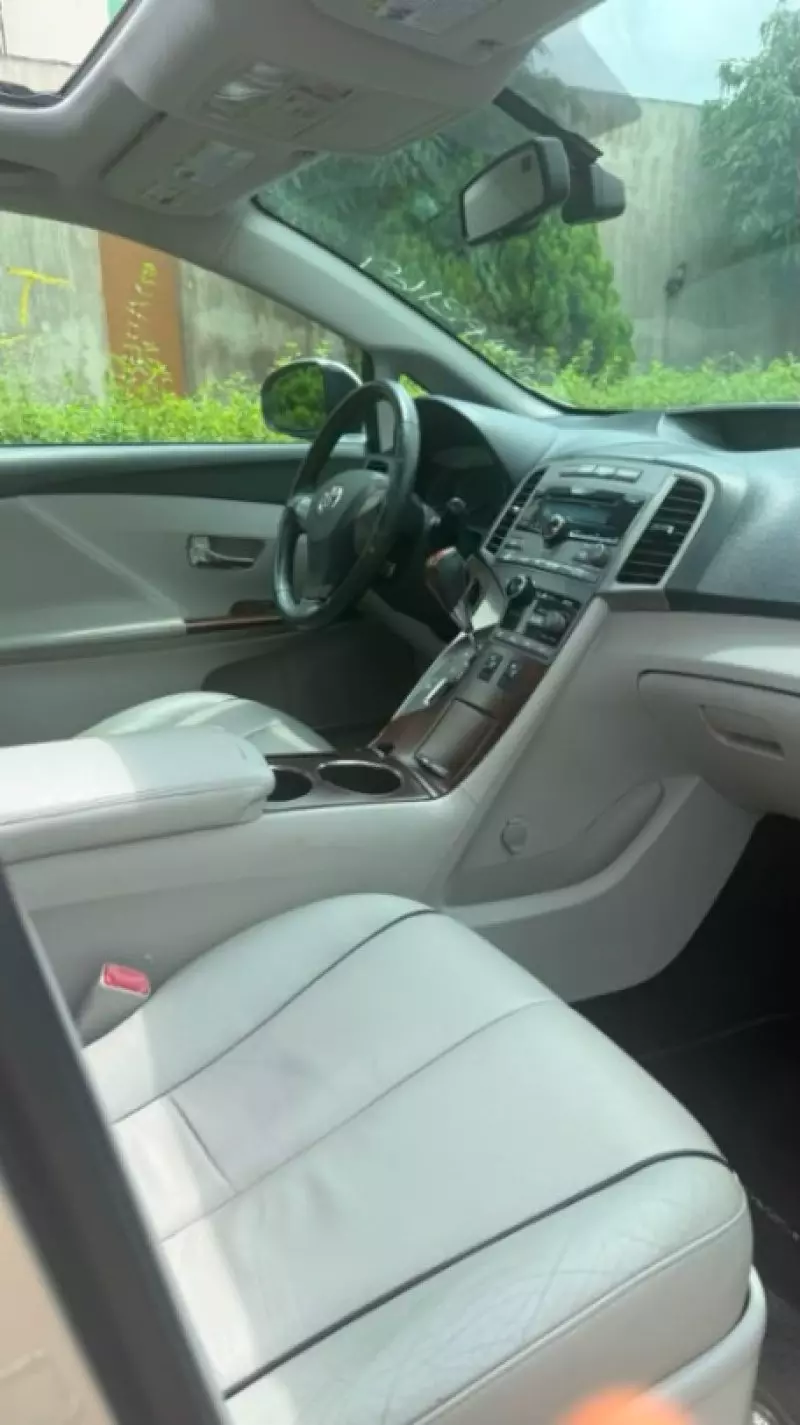 TOYOTA Venza - 2009