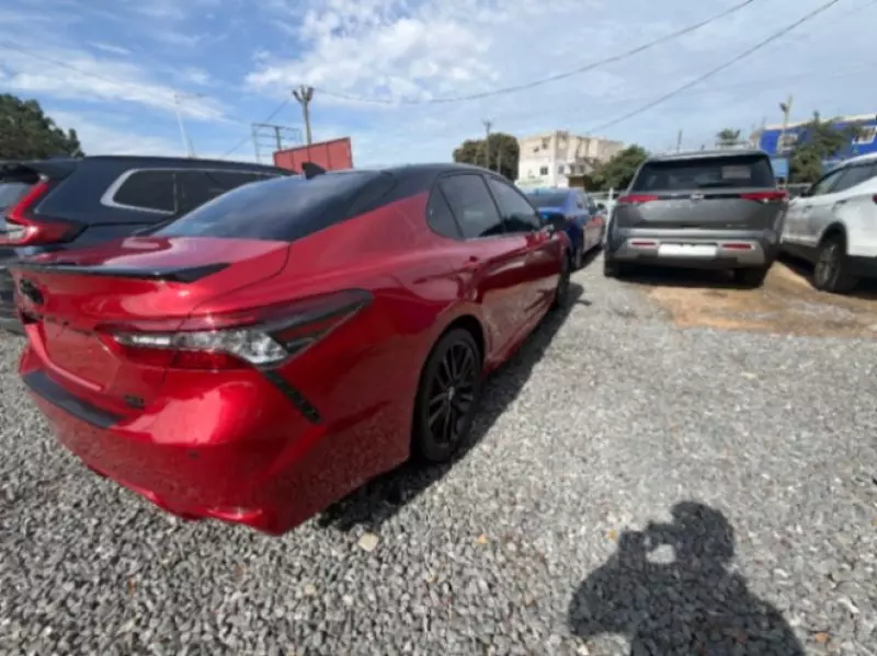 TOYOTA Camry   - 2021