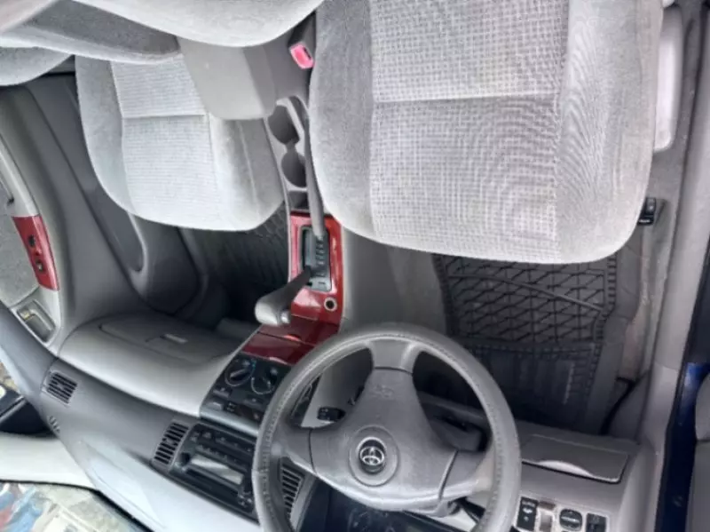 Toyota Corolla   - 2005