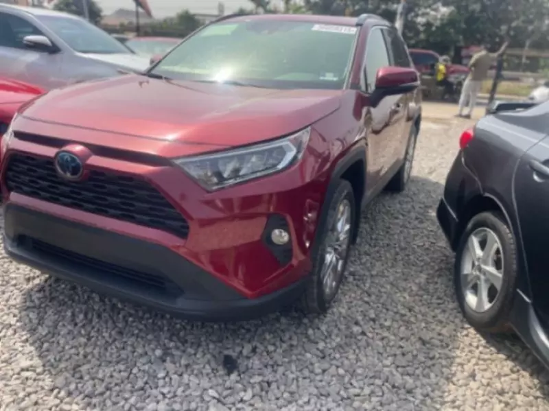 Toyota RAV 4 - 2019