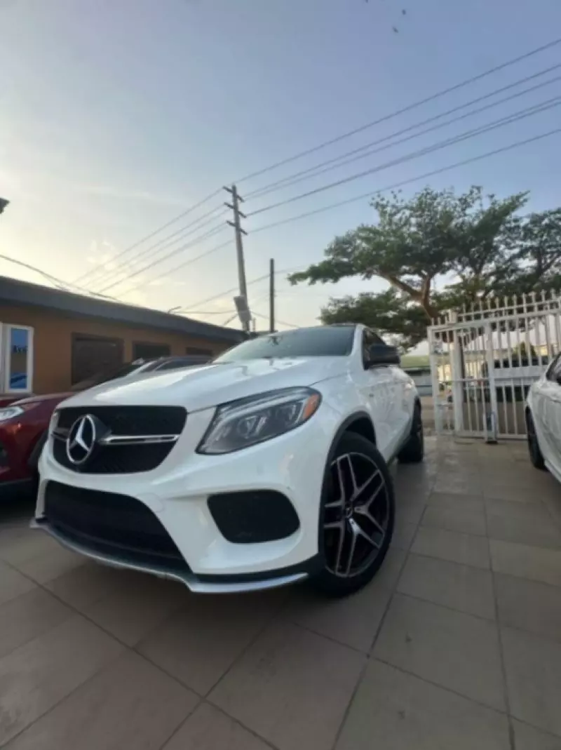 Mercedes-Benz GLE 43 AMG - 2018