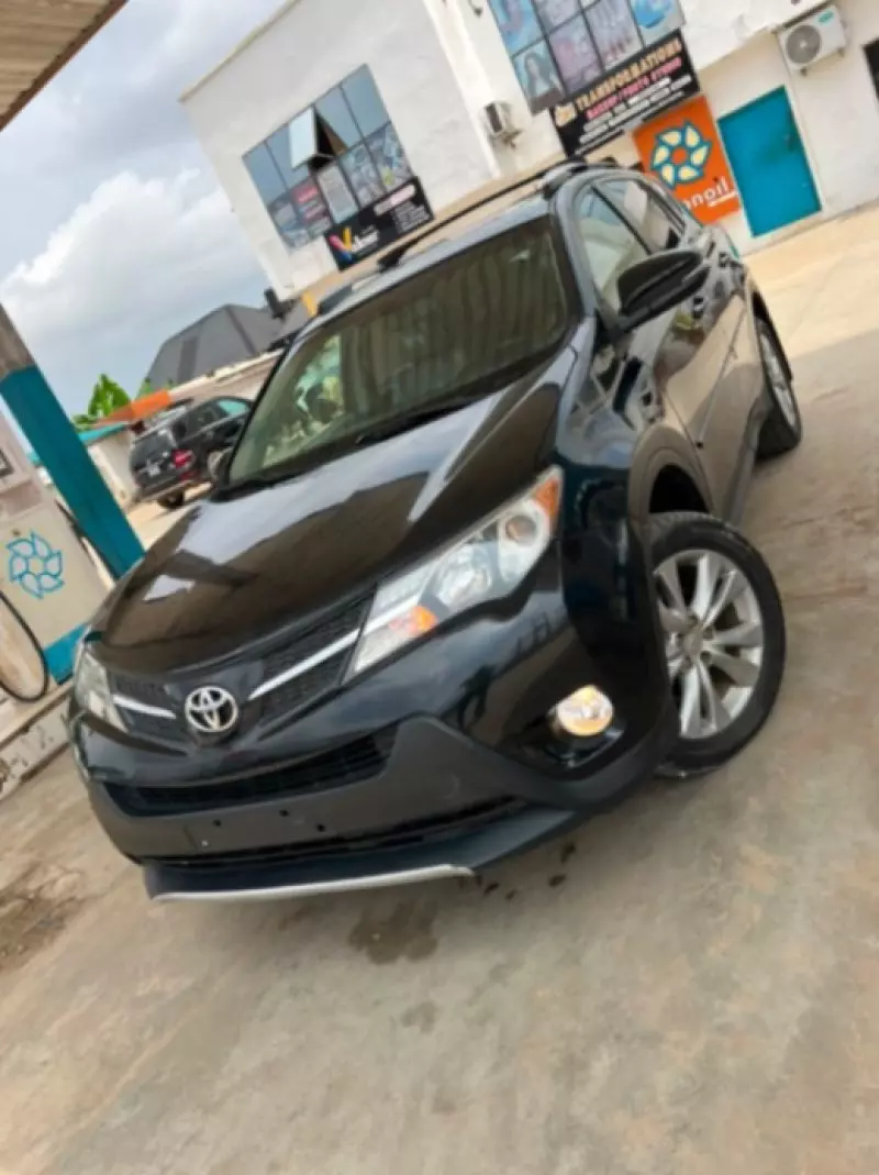 TOYOTA RAV 4   - 2013