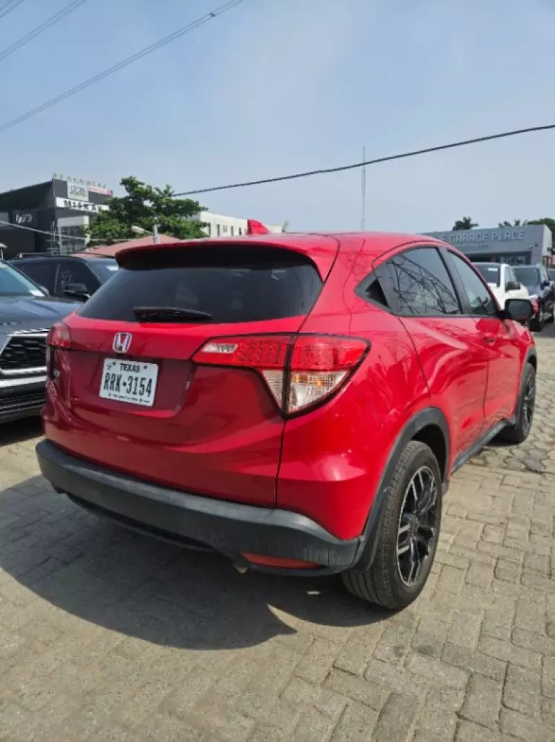 Honda HR-V   - 2016