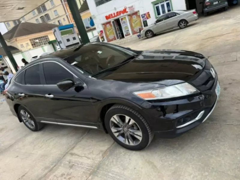 Honda Crosstour   - 2013