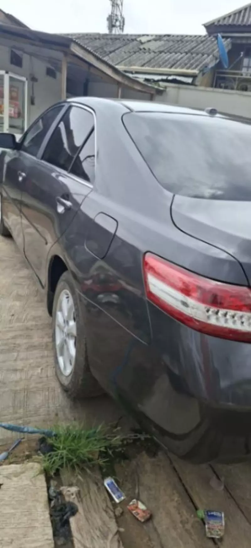 TOYOTA Camry   - 2010