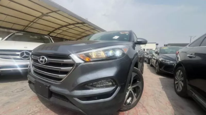 Hyundai Tucson   - 2016