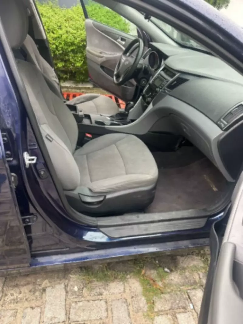 Hyundai Sonata   - 2013