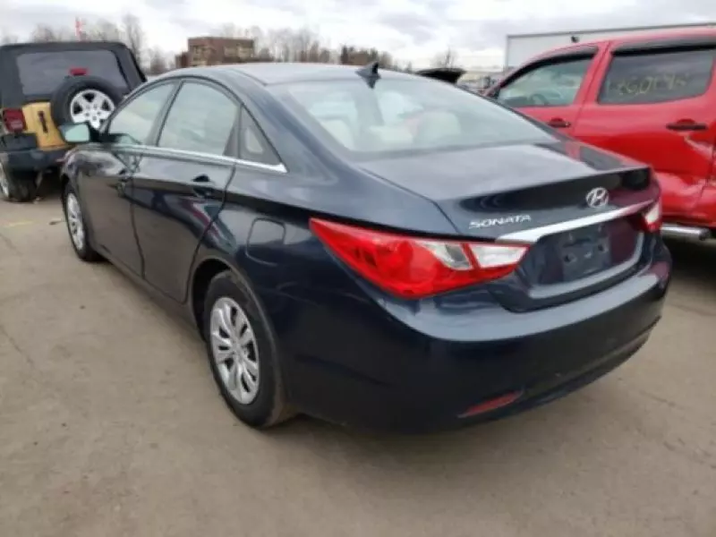 Hyundai Sonata   - 2011