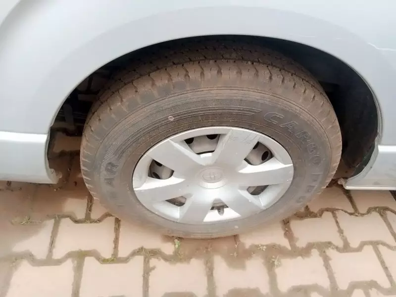 Toyota Hiace   - 2017