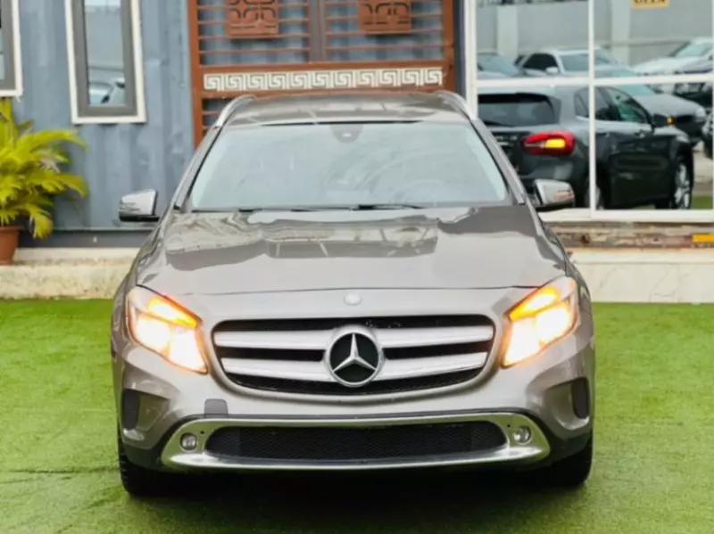 Mercedes-Benz GLA 250   - 2015