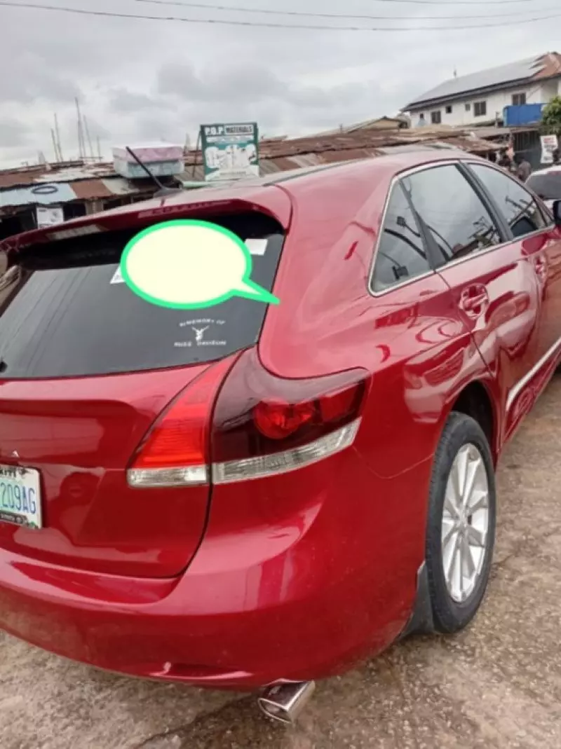 TOYOTA Venza   - 2010