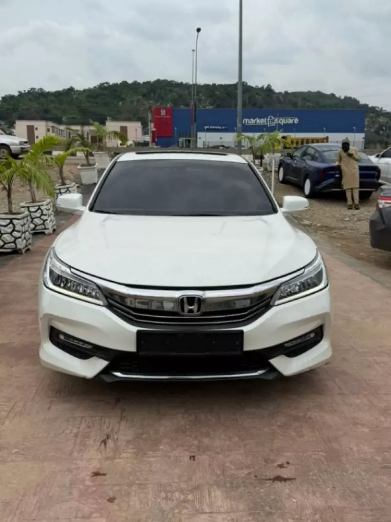 Honda Accord - 2017