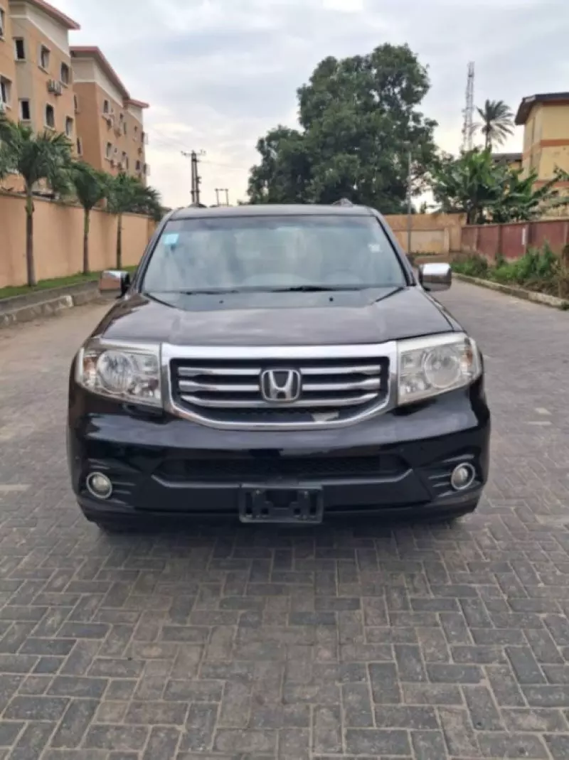 Honda Pilot   - 2012