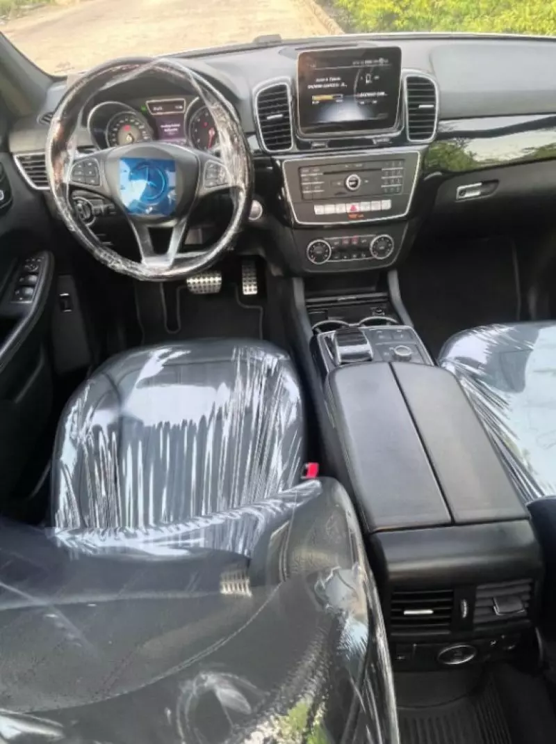 Mercedes-Benz GLE-Class   - 2018