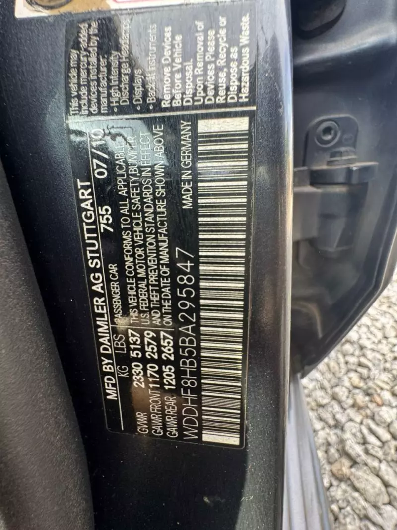 Mercedes-Benz E350   - 2011