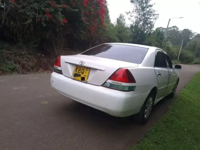 Toyota Mark II   - 2004