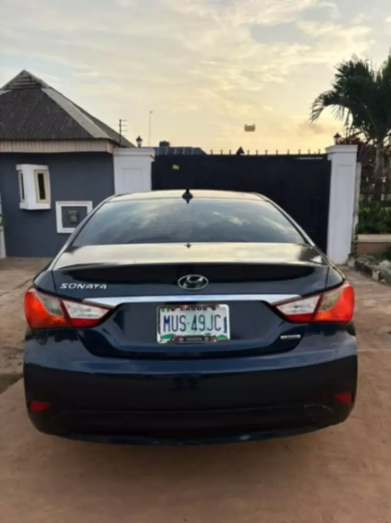 Hyundai Sonata - 2014
