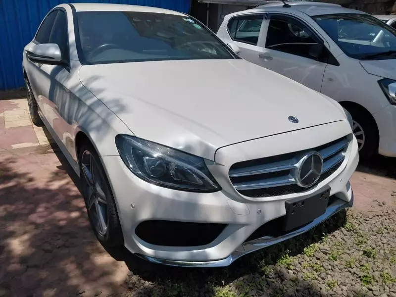 Mercedes-Benz C 180 - 2016