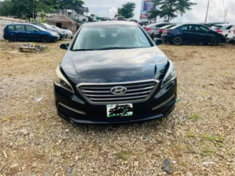 Hyundai Sonata   - 2015