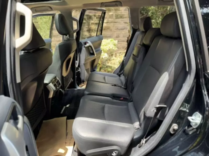 Toyota Land Cruiser   - 2018