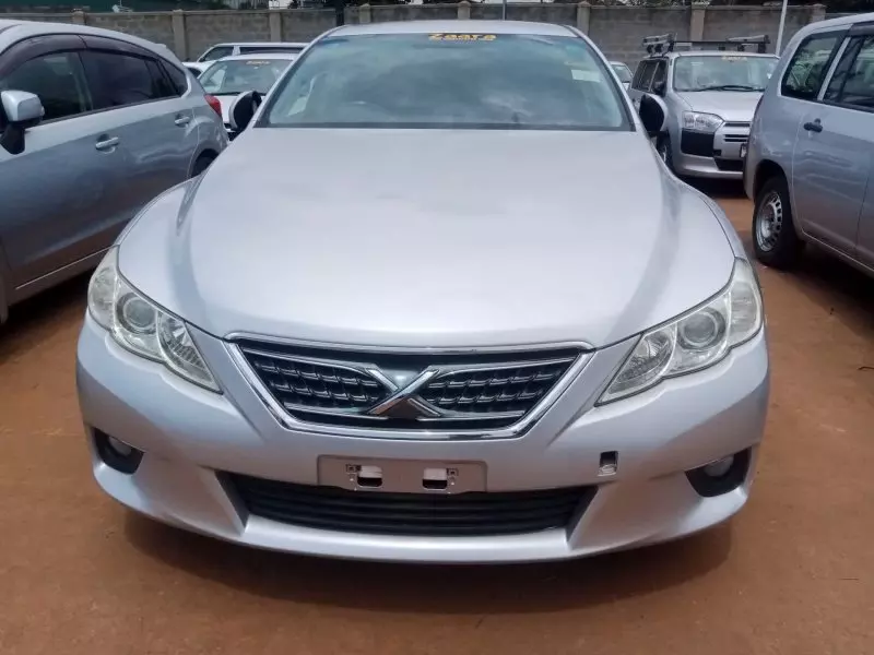 Toyota Mark X   - 2013